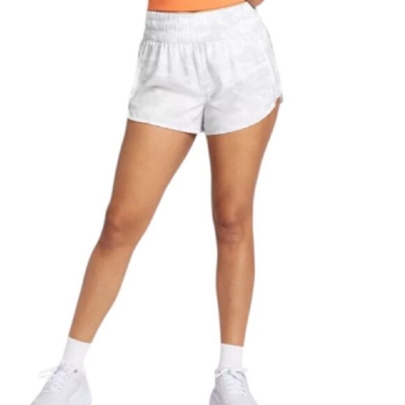 DSG Women’s high rise stride short camo gray pure white 3 inch new with tags - Picture 2 of 14
